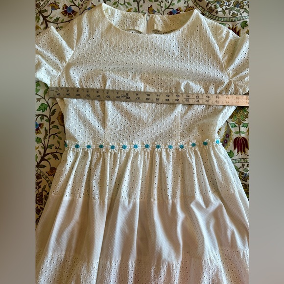 Vintage white eyelet Maxi Dress Daisy appliqué Size 6 Prairie 70’s Boho Theater - Picture 10 of 15